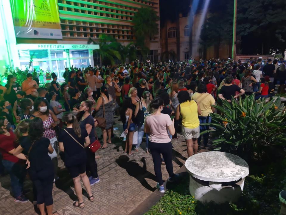 Foto 1 de 5 — Servidores de Araraquara fazem assembleia e pedem reajuste salarial de 17,38%