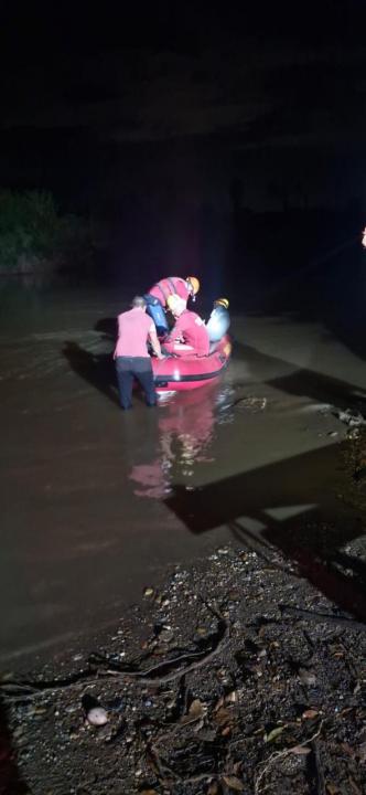 Foto 4 de 6 — Morador de Américo morre afogado em lagoa da região durante pescaria noturna