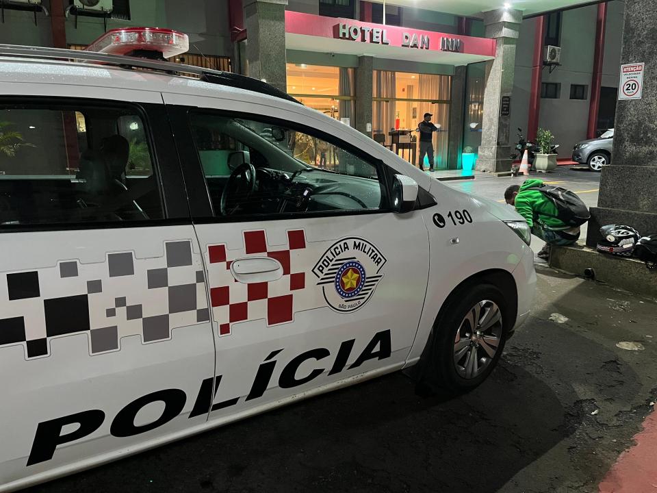 Foto 7 de 10 — Tiros em hotel de Araraquara: vídeo mostra autor, estragos e o que se sabe do caso