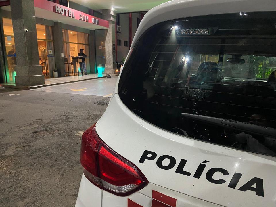 Foto 5 de 10 — Tiros em hotel de Araraquara: vídeo mostra autor, estragos e o que se sabe do caso