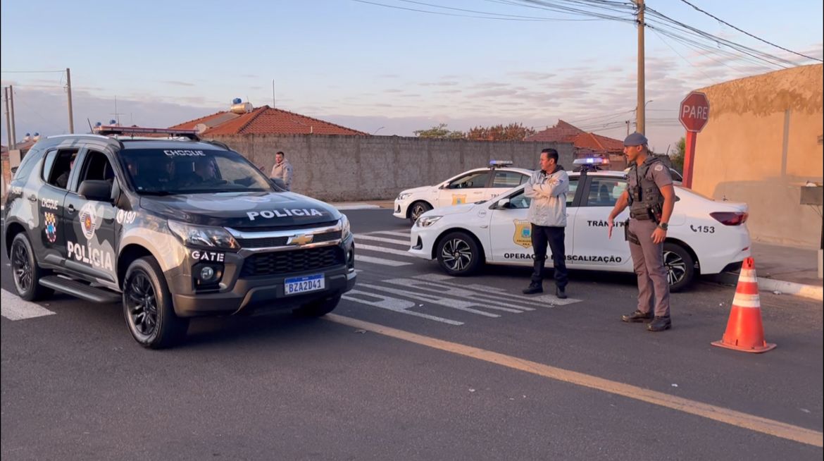 Foto 4 de 8 — Explosivo potente e carro identificado: o que se sabe sobre crime em supermercado de Araraquara
