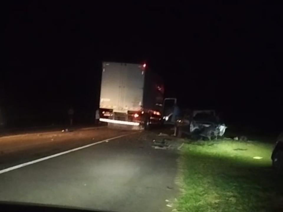 Foto 1 de 1 — Tragédia: 3 pessoas morrem em grave acidente entre Boa Esperança e Trabiju