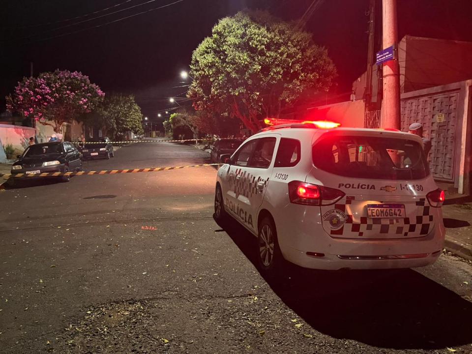 Foto 1 de 2 — Jovem é baleado após discussão no Jardim Água Branca