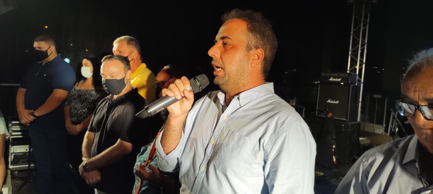 Foto 31 de 49 — Primeira noite do Esperança Luz encanta multidão em Boa Esperança