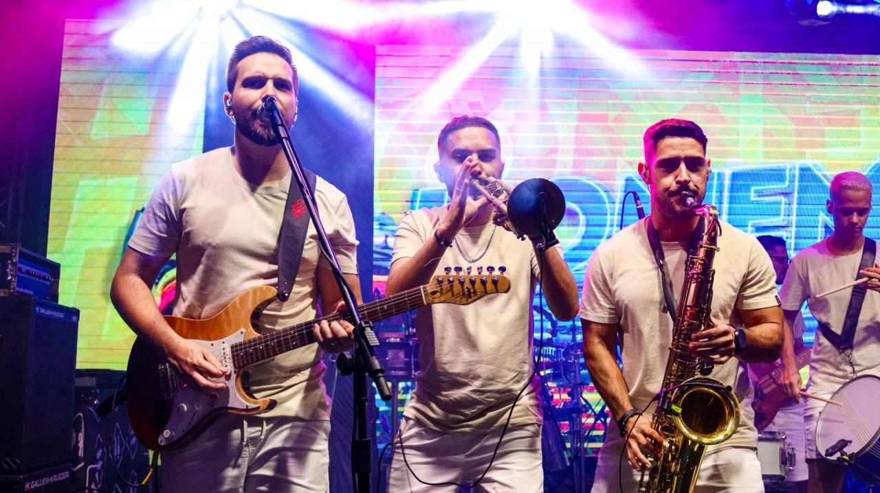Foto 73 de 156 — Unidos do Centenário e Homem de Lata fazem festa em Trabiju; veja fotos