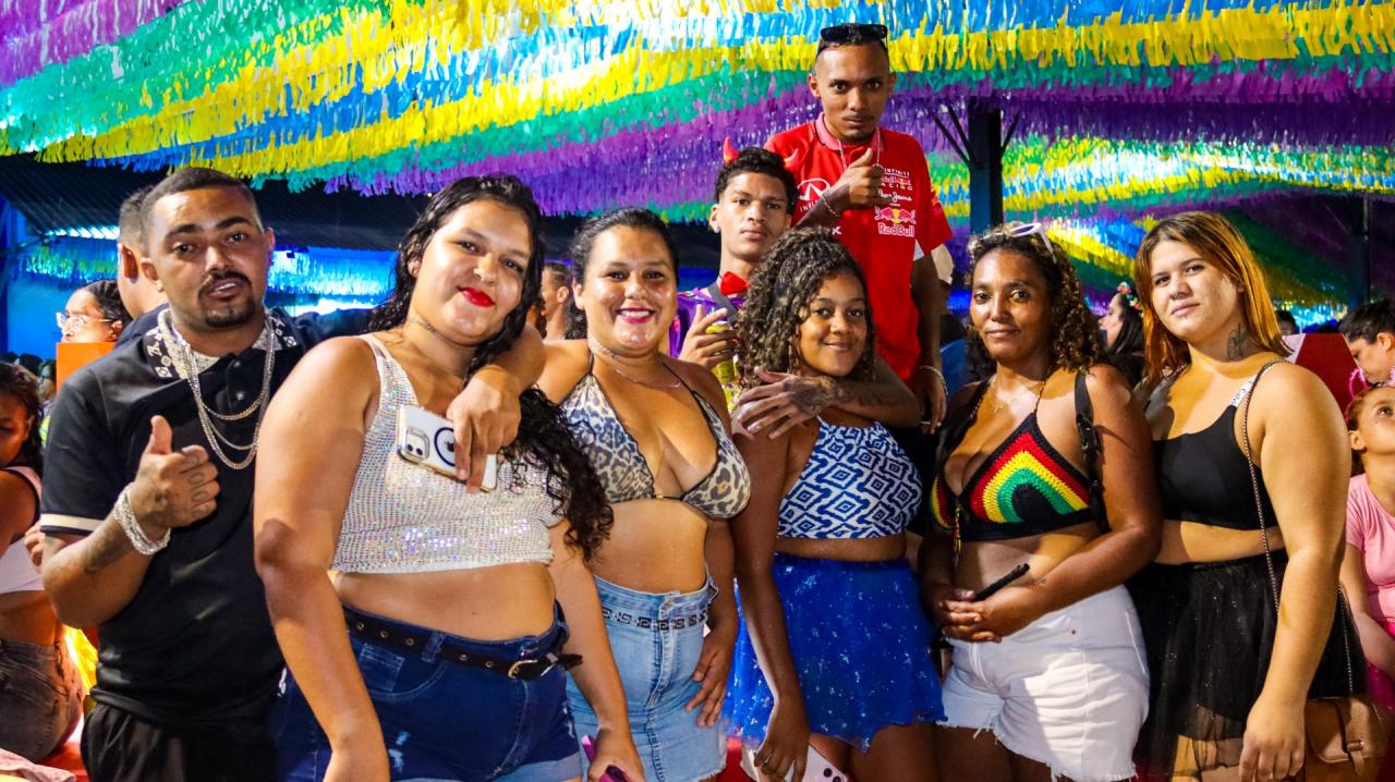 Foto 95 de 156 — Unidos do Centenário e Homem de Lata fazem festa em Trabiju; veja fotos