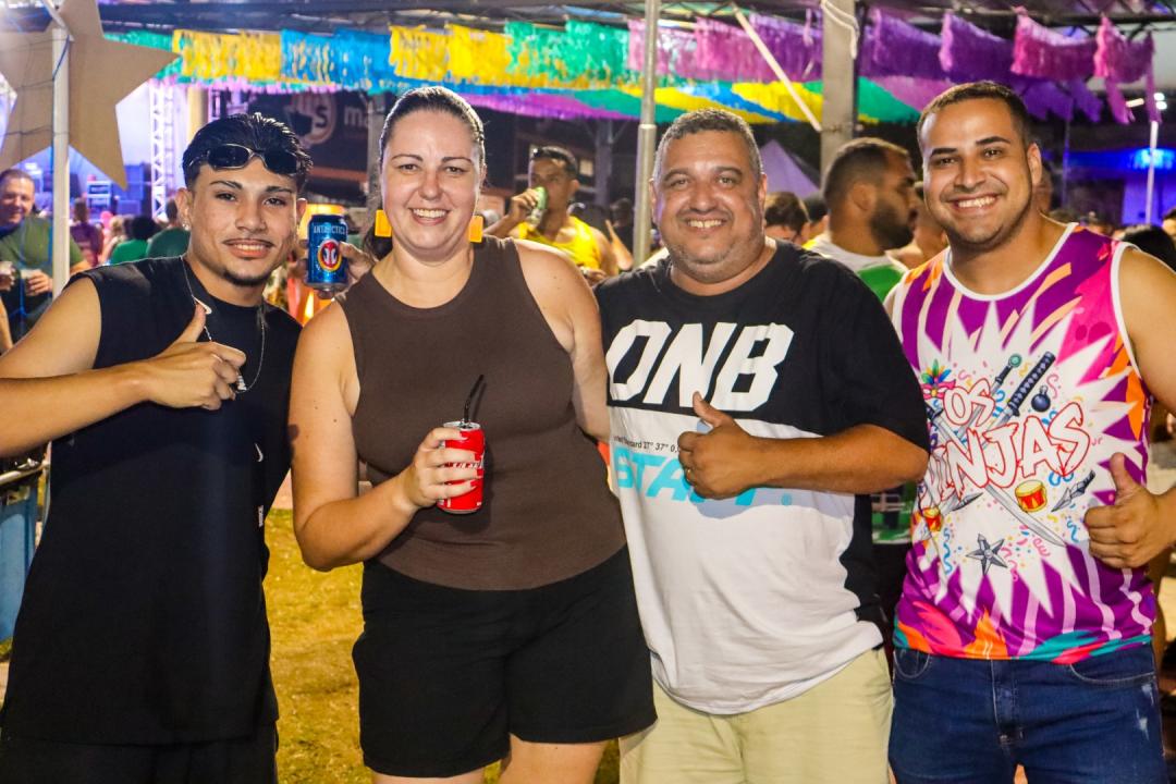 Foto 155 de 156 — Unidos do Centenário e Homem de Lata fazem festa em Trabiju; veja fotos