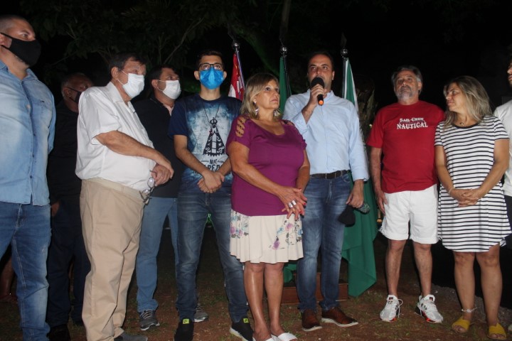 Foto 30 de 49 — ​Primeira noite do Esperança Luz encanta multidão em Boa Esperança