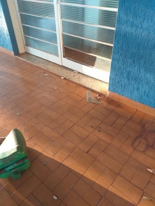 Foto 5 de 6 — Fundo Social da região é invadido e tem alimentos furtados