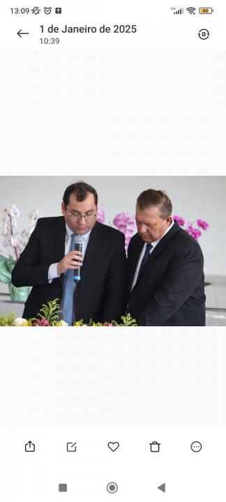 Foto 1 de 5 — Marcelo Fonseca e João Francisco tomam posse para o mandato 2025-2028 em Trabiju