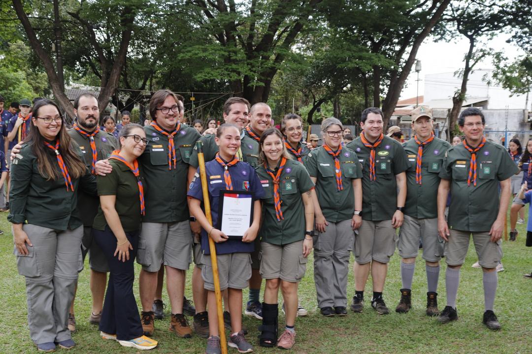 Foto 6 de 6 — Escoteira de 12 anos salva o avô e recebe medalha de heroísmo em Araraquara