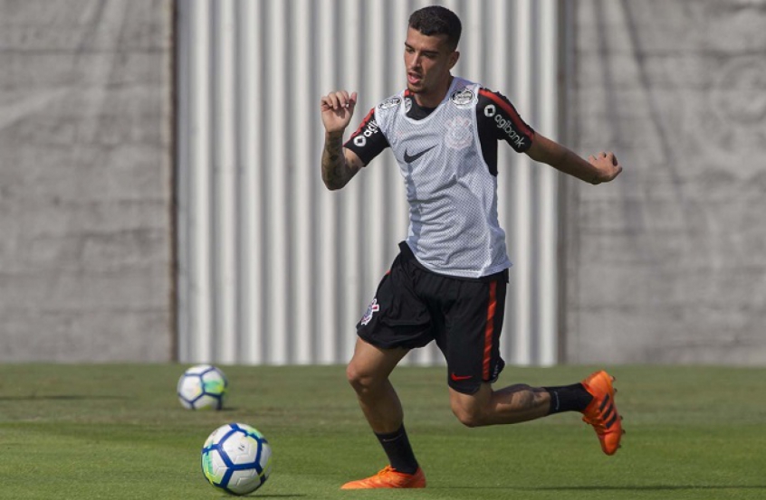 Foto 1 de 2 — Ferroviária contrata Bruno Xavier, atacante com passagem pelo Corinthians