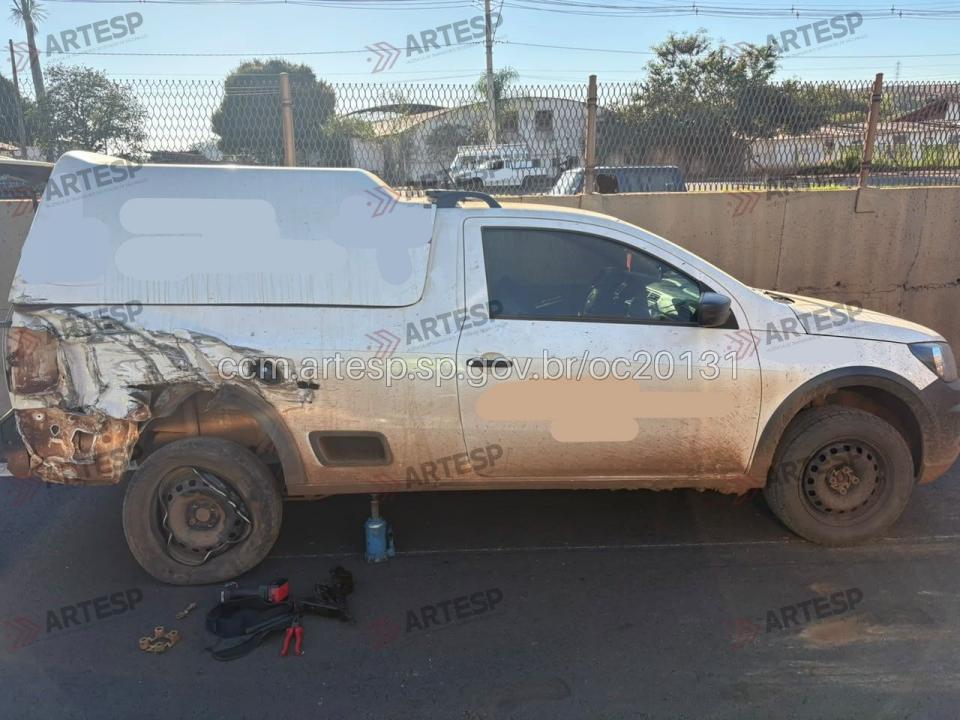 Foto 7 de 7 — Engavetamento com 9 veículos e 10 vítimas fecha SP-255 de novo